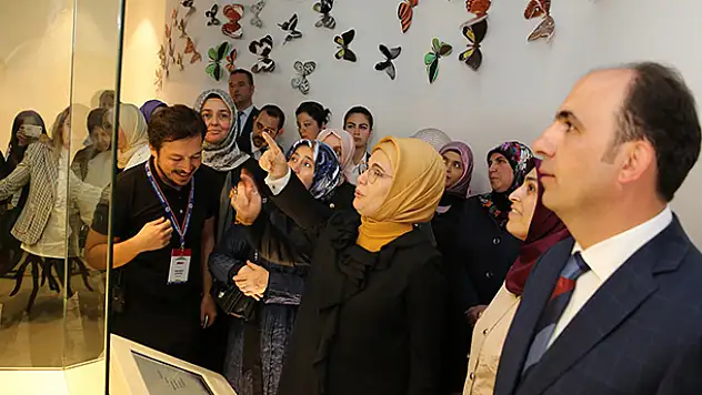 Emine Erdoğan, Selçuklu Kelebek Bahçesini gezdi
