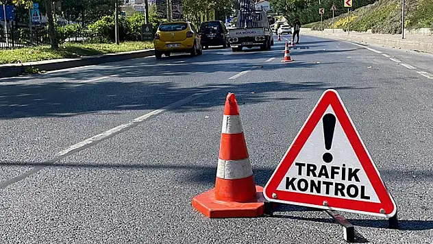 Emniyet Genel Müdürlüğünden ülke genelinde trafik denetimi! 
