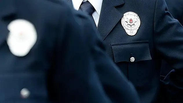 Emniyet Genel Müdürlüğüne 10 bin 102 kadro ihdas edildi
