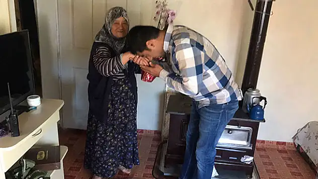Emniyet'ten şehit annesine ziyaret