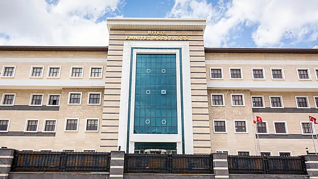 Emniyet verilerini paylaşan 'Bombacı Mülayim' polis çıktı, gözaltına alındı
