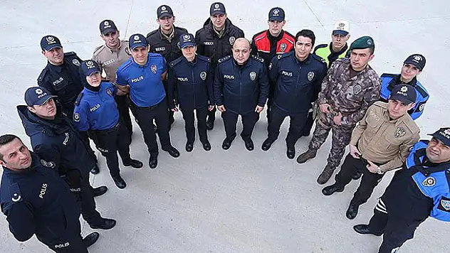 Emniyette üniformalar yenileniyor