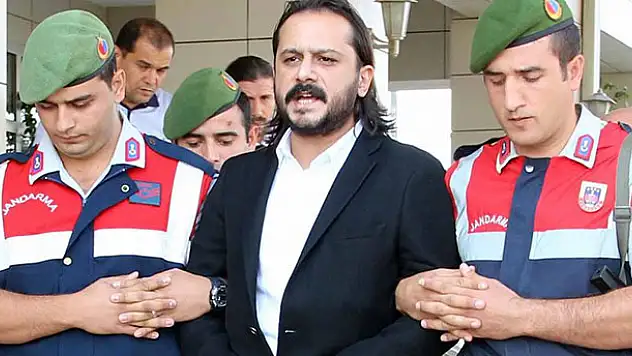 Emrah Serbes'in yaptığı kazada anne de hayatını kaybetti