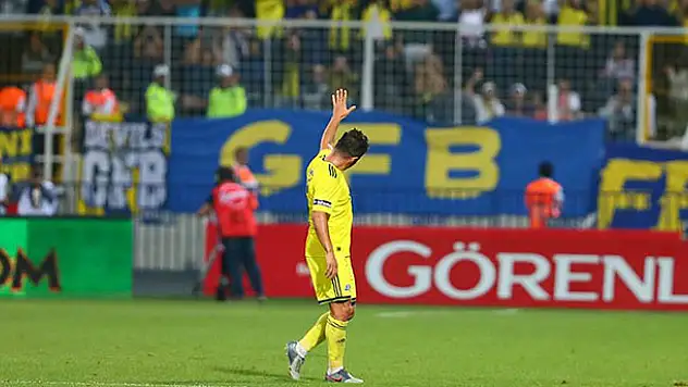 Emre Belözoğlu futbol kariyerini noktaladı