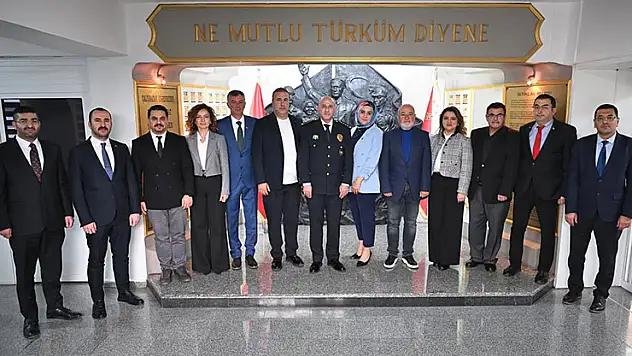 EMŞAV Vakfından Yüksek'e ziyaret
