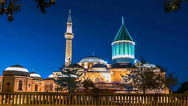 En güzel, anlamlı, farklı, yeni cuma mesajları 