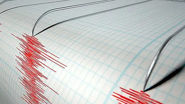 Endonezya'da 5,3 büyüklüğünde deprem