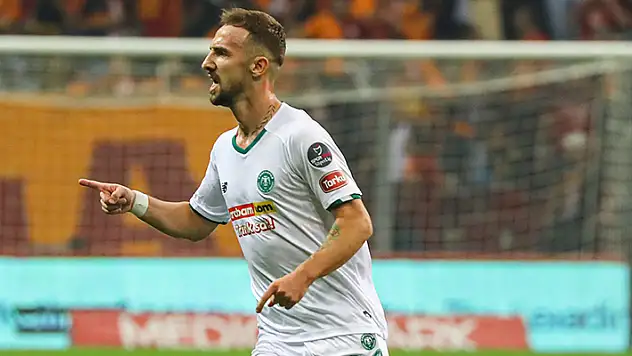 Endri Çekiçi'nin kalması zor gibi