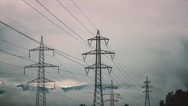 Enerji ithalatı faturası ağustosta yüzde 39 azaldı
