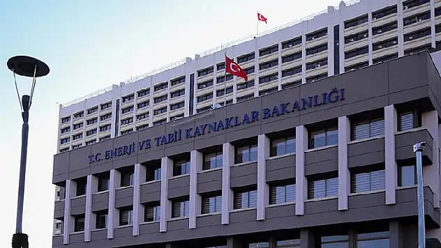 Enerji ve Tabii Kaynaklar Bakanlığı sözleşmeli personel alacak
