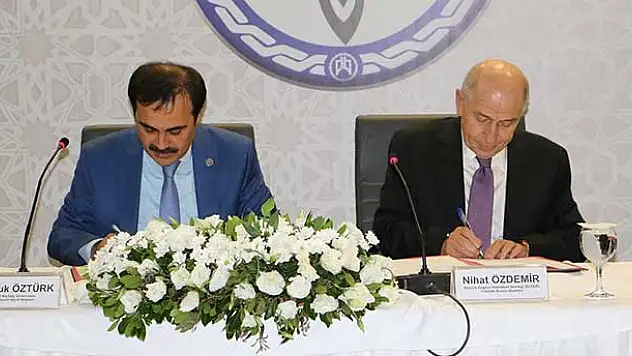 Enerji Zirvesi Galası KTO Karatay Üniversitesi'nde Yapıldı