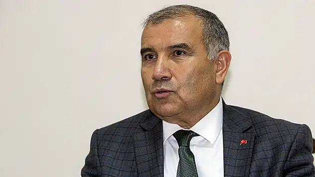 Enerjide milyar dolarlık yatırımlar sürecek