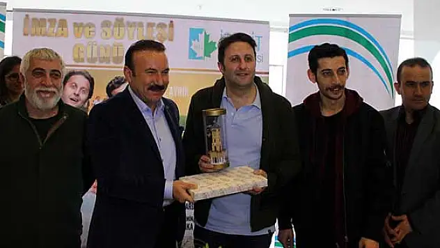 Engelli çocuk anneleri, sinema filmi izledi