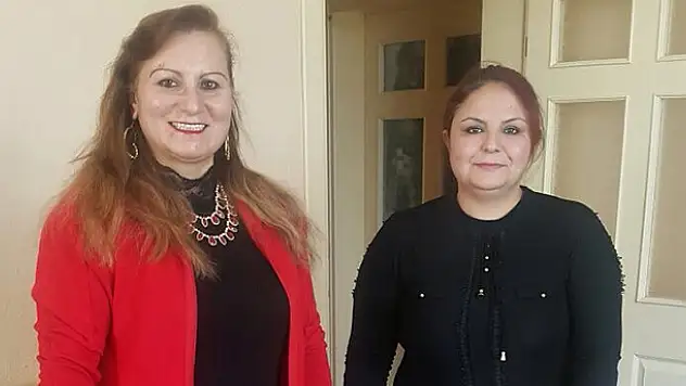 Engelli Çocuklar Derneği'nden İhtiyaç Sahibine Tekerlekli Sandalye