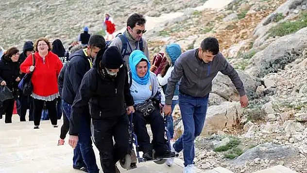 Engelliler, Nemrut Dağı'na çıktı