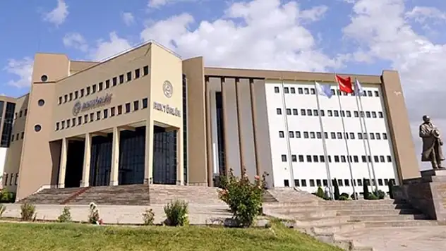 Erciyes Üniversitesi Rektörlüğünden teknoloji transfer ilanı
