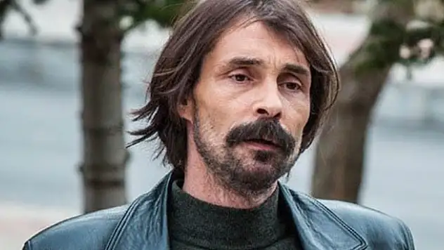 Erdal Beşikçioğlu'nun annesi kalp krizi sonucu vefat etti