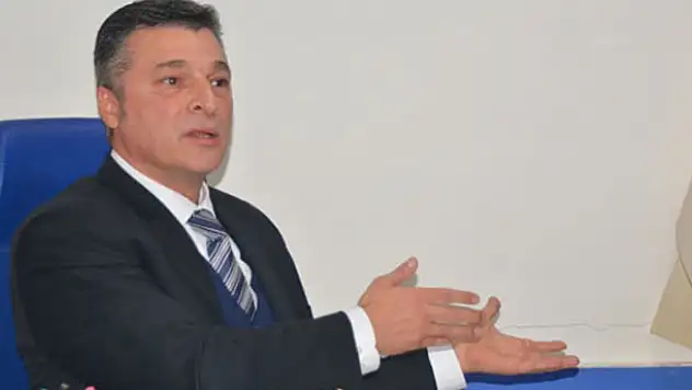 Erdek Belediye Başkanı Hüseyin Sarı görevden alındı