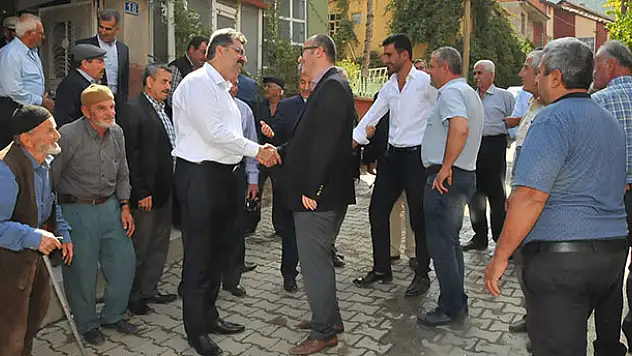 Erdem ve Akkaya mahalle ziyaretlerini sürdürüyor