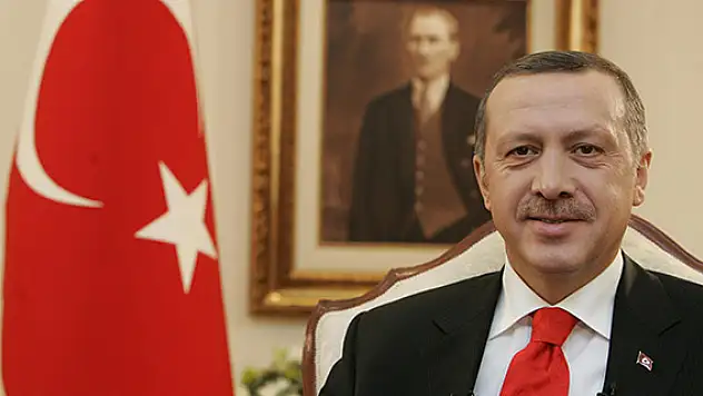 Erdoğan 2015 bütçesini onayladı
