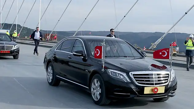 Erdoğan 3. köprüden makam aracıyla da geçti