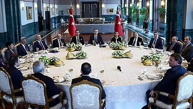Erdoğan akademisyenlerle buluştu