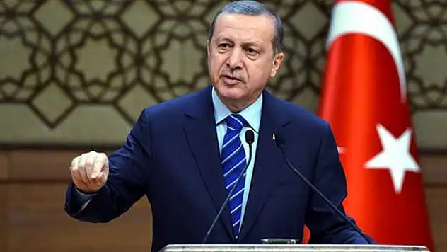 Erdoğan, Can Dündar ve Cumhuriyet gazetesi hakkında suç duyurusunda bulundu