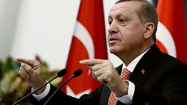 Erdoğan'dan AKP'li vekillere: ByLock'çu varsa partiden temizleyin!