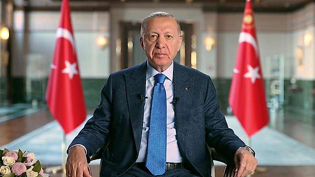 Erdoğan: Kendimizi yenileyerek yola revan olma noktasında her zaman farkımızı ortaya koyduk
