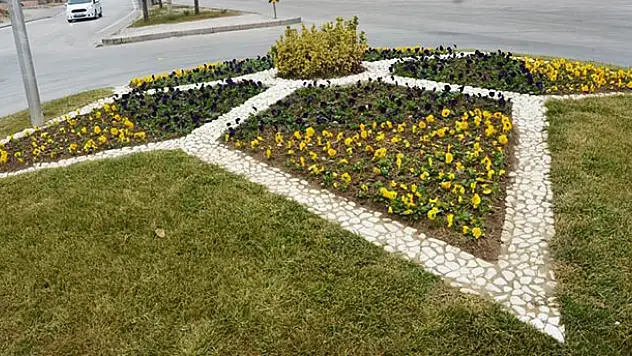 Ereğli 50 bin çiçekle süsleniyor