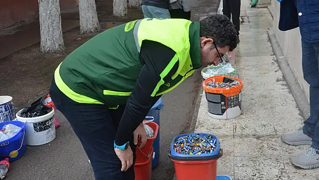 Ereğli Belediyesi öğrencilere çevre bilincini aşılıyor
