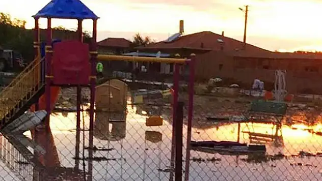 Ereğli Belediyesi, sele maruz kalan bölgelere anında müdahale etti