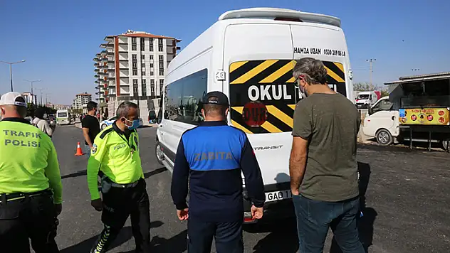 Ereğli'de okul servis araçları denetlendi

