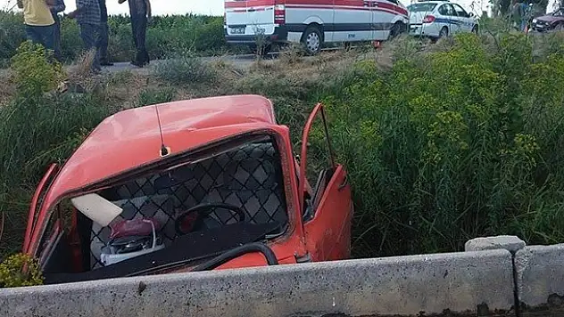 Ereğli'de otomobiller çarpıştı : 2 Yaralı