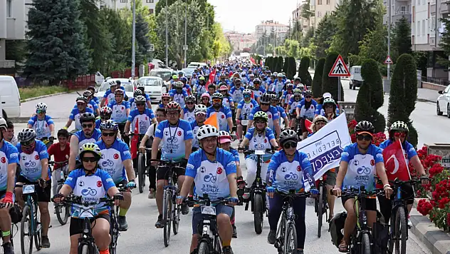 Ereğli'de pedal dostluk ve barış için döndü