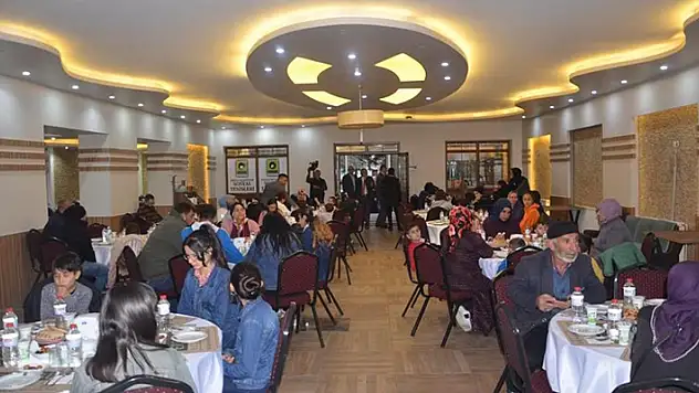 Ereğli'de anlamlı iftar
