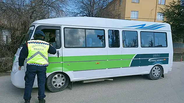 Ereğli'de sivil jandarma trafik timleri görev başında
