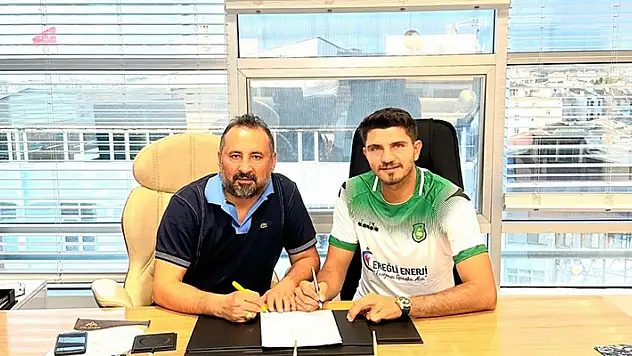 Ereğlispor'da imzalar başladı