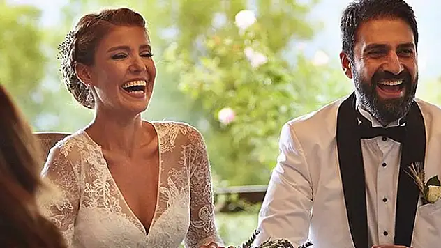Erhan Çelik ile Gülben Ergen boşanıyor!