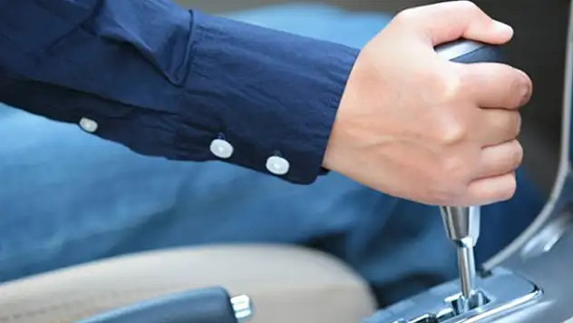 Erkeklerin yüzde 24.3'ü otomatik vitesli araç tercih ediyor