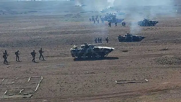 Ermenistan-Azerbaycan cephe hattında çatışma