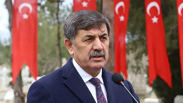 Erzican'da MHP'li Aksun başkan seçildi MHP 6, AK Parti ve BBP 1'er ilçede kazandı
