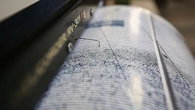 Erzurum'da 4 büyüklüğünde deprem
