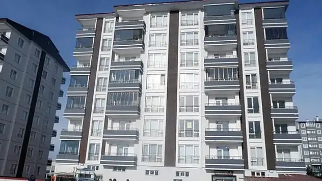 Erzurum'da feci olay: Genç kadın dördüncü kattan düşerek can verdi!