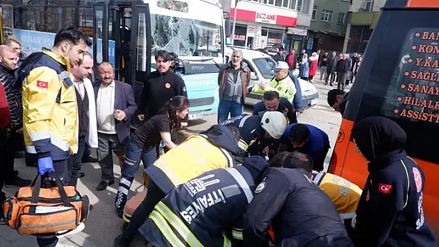 Erzurum'da trafik kazası 14 yaralı

