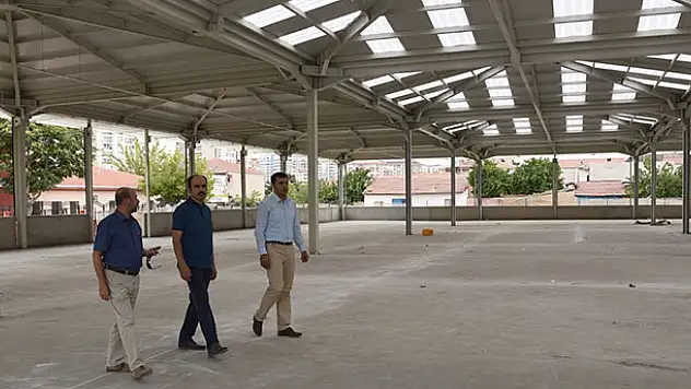 Esenlere Selçuklu standartlarında pazar yeri