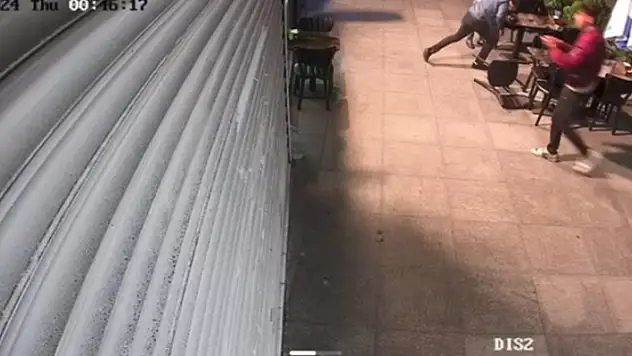 Esenyurt'ta 'Çekilin' diye bağırıp kurşun yağdırdılar