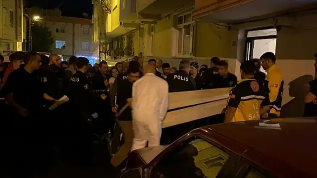 Esenyurt'ta kanseri yenen eşini tabancayla öldüren koca, intihar etti 