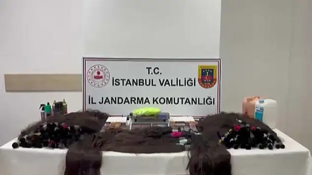 Esenyurt'ta protez saç operasyonu: 100 kilo saç ele geçirildi

