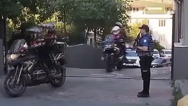 Esenyurt'ta yapılan denetimde hakkında yakalama kararı bulunan 4 kişi gözaltına alındı
